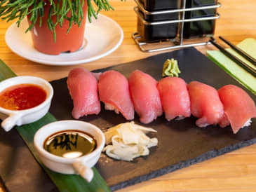 Tuna Nigiri Platte (6 Stück)